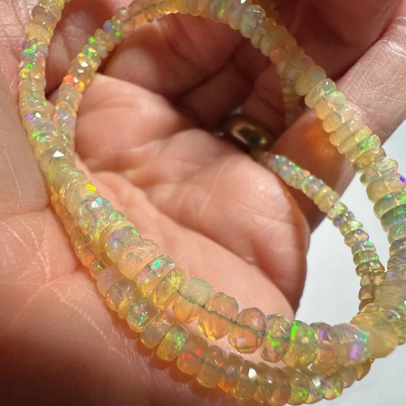 ETHIOPIAN WELO OPAL 16” NECKLACE WITH 14K SECURITY CLASP - Picture 10 of 12